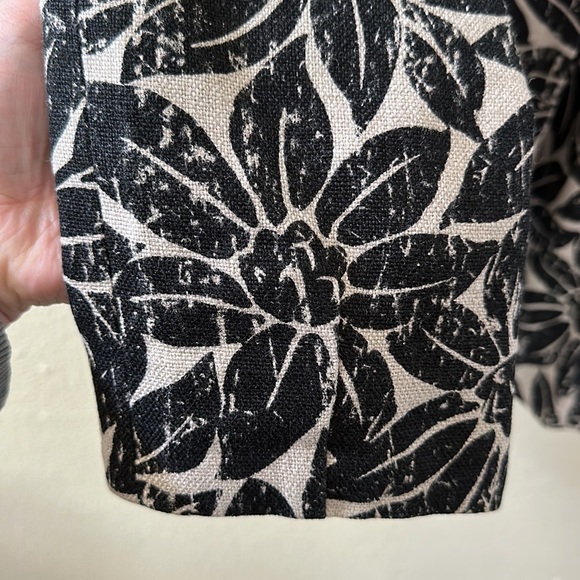 Michael Kors Black Floral Swing Jacket Size 1X - Picture 3 of 11